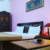 play Amenity Bedroom Escape