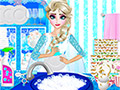 play Elsa Washing Dishes