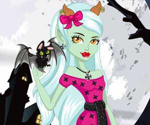 play Wolf Girl Dress Up