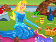 play Princess Aurora Picnic Cleaning Kissing