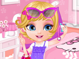 play Baby Barbie Selfie Card