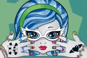 play Baby Monster Great Manicure