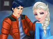 play Elsa And Ken Kissing