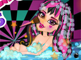 play Draculaura Sweet 16 Prep