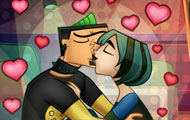 play Total Drama Twister Kiss