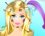 play Messy Barbie