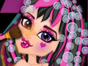 play Draculaura Sweet 16