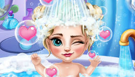 Baby Elsa In The Bath