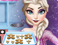 play Elsa Cooking Gingerbread