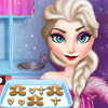 play Elsa Cooking Gingerbread