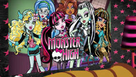 play Monster High Bedroom