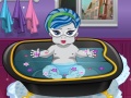 play Baby Monster Bathing