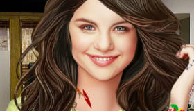 play Selena Gomez At The Doctor