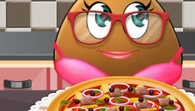 play Pou Girl Pizza