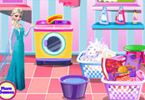 play Elsa Washing Dirty Clothes