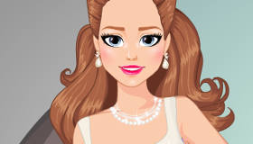 Ariana Grande Dress Up Game Online