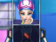 play Elsa Surgeon