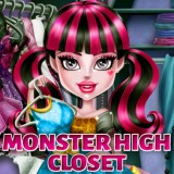 play Monster High Closet