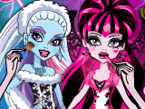 play Monster High Makeup School