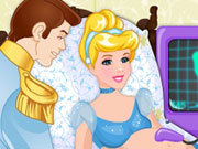 play Cinderella Twins Kissing