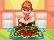 play Anna Cooking Chicken Salad