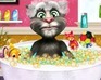 play Talking Tom Shower Bath