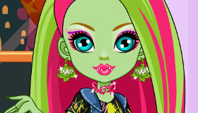 play Venus Mcflytrap Makeup Look