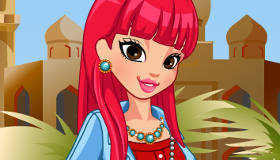 play Dress Up Ariana Grande