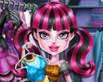 play Monster High Closet