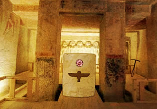 play Mysteries Of Pyramid