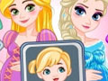 play Super Princess Mommy Kissing