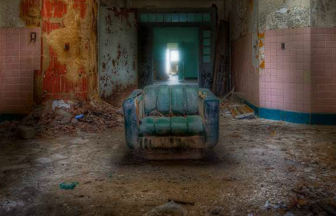 play Desolation: The Beginning