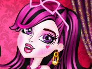 play Draculaura Chic Makeover