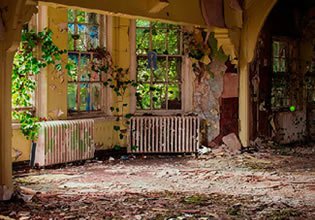 play Eight Abandoned Whittingham Hospital Escape