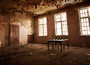 play Abandoned Mental Hospital Escape