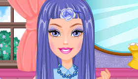 play Descendants Evie