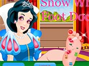 Snow White Foot Doctor