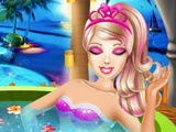 play Barbie_Superhero_Beauty_Spa