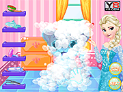 play Elsa Tiger Care