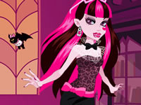 play Monster High Series - Draculaura Dress Up