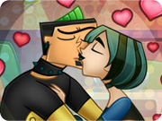 play Total Drama Twister Kiss