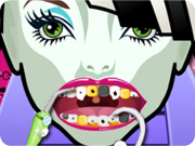 play Frankie Stein At The Dentist