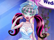 play Fynsy'S Wedding Salon Draculaura