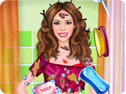 play Messy Violetta