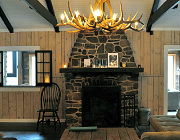 play Escape From Woodloch Pines Resort