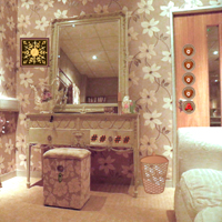 play Bridal Room Escape