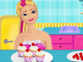 play Super Barbie Eggnog Cupcakes