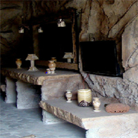 play Escape From The Caves Resort