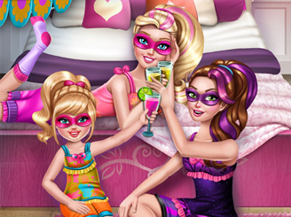 play Super Barbie Pyjama Party