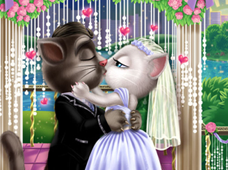 play Tom And Angela Wedding Kiss